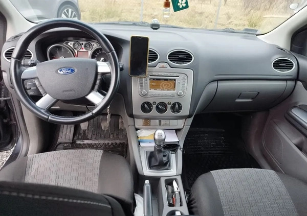 Ford Focus cena 17900 przebieg: 230000, rok produkcji 2010 z Częstochowa małe 466